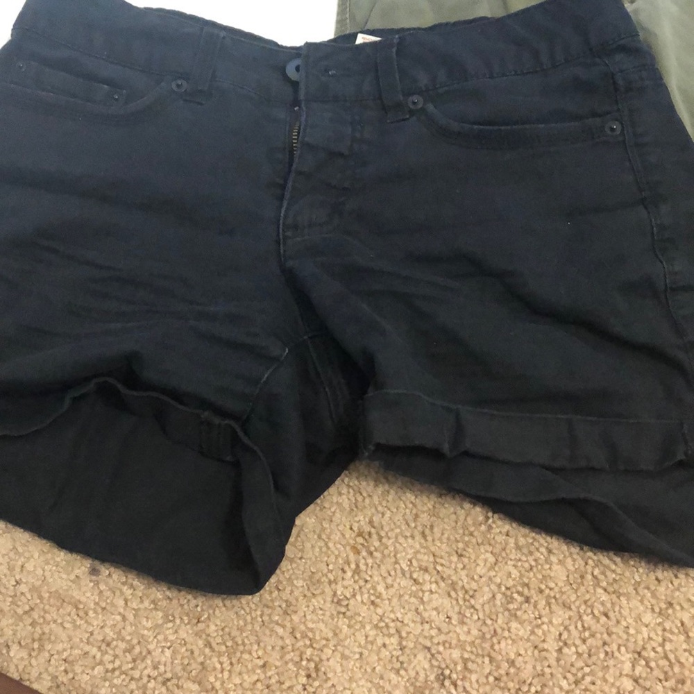 Shorts - Picture 4 of 4